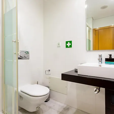 Apartament Seagull House - Ocean View Retreat With Pool Fuseta