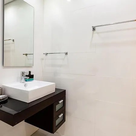 Apartment Seagull House - Ocean View Retreat With Pool *