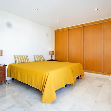 Seagull House - Ocean View Retreat With Pool Apartment Fuzeta